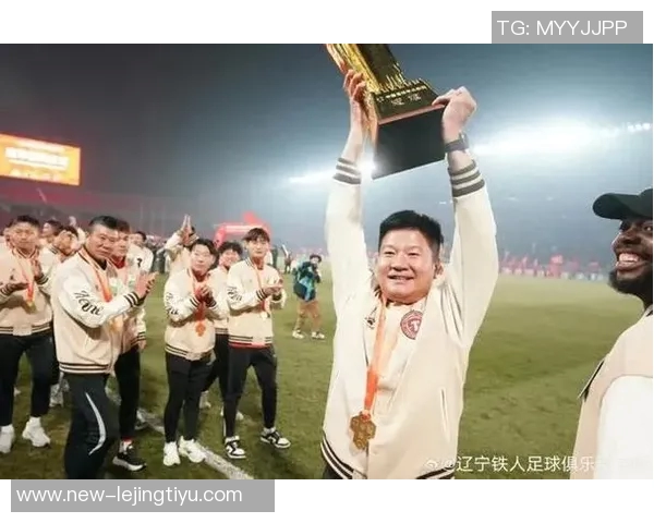 中甲第26轮前瞻辽宁铁人主帅李金羽携球员许东出席新闻发布会分享备战心得 中甲第26轮前瞻辽宁铁人主帅李金羽携球员许东出席新闻发布会分享备战心得