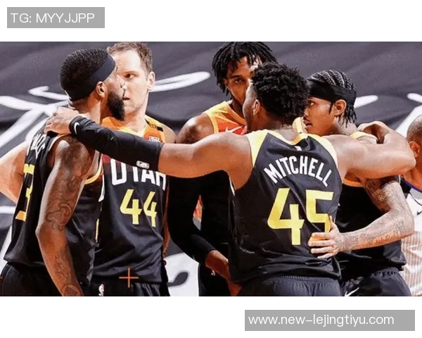 米切尔本赛季三分球火力全开成为联盟首位投进100记三分的球员