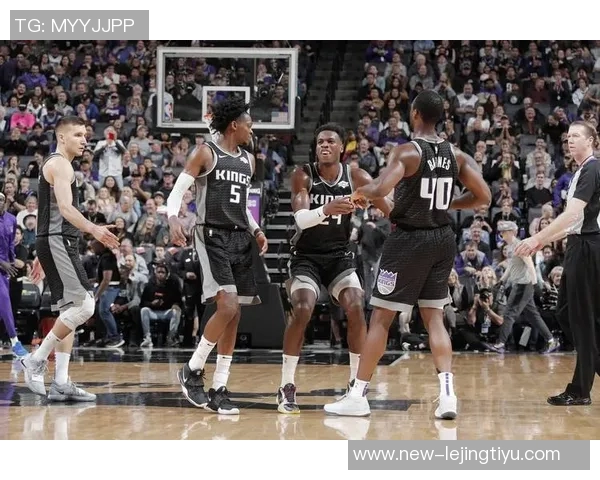 追梦独行侠交易传闻不断尼克斯最后一攻是否应判防守犯规